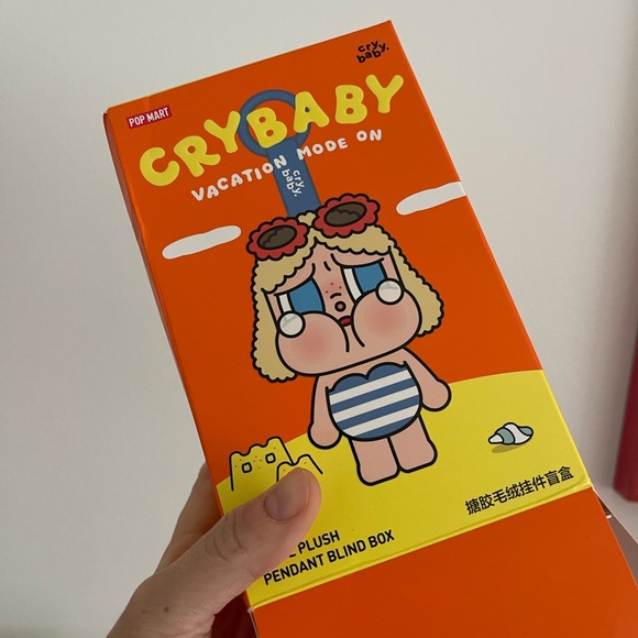 🏖️Popmart Crybaby Vacation Mode On - Chilling on the Beach 🏖️ - Picture 2 of 7